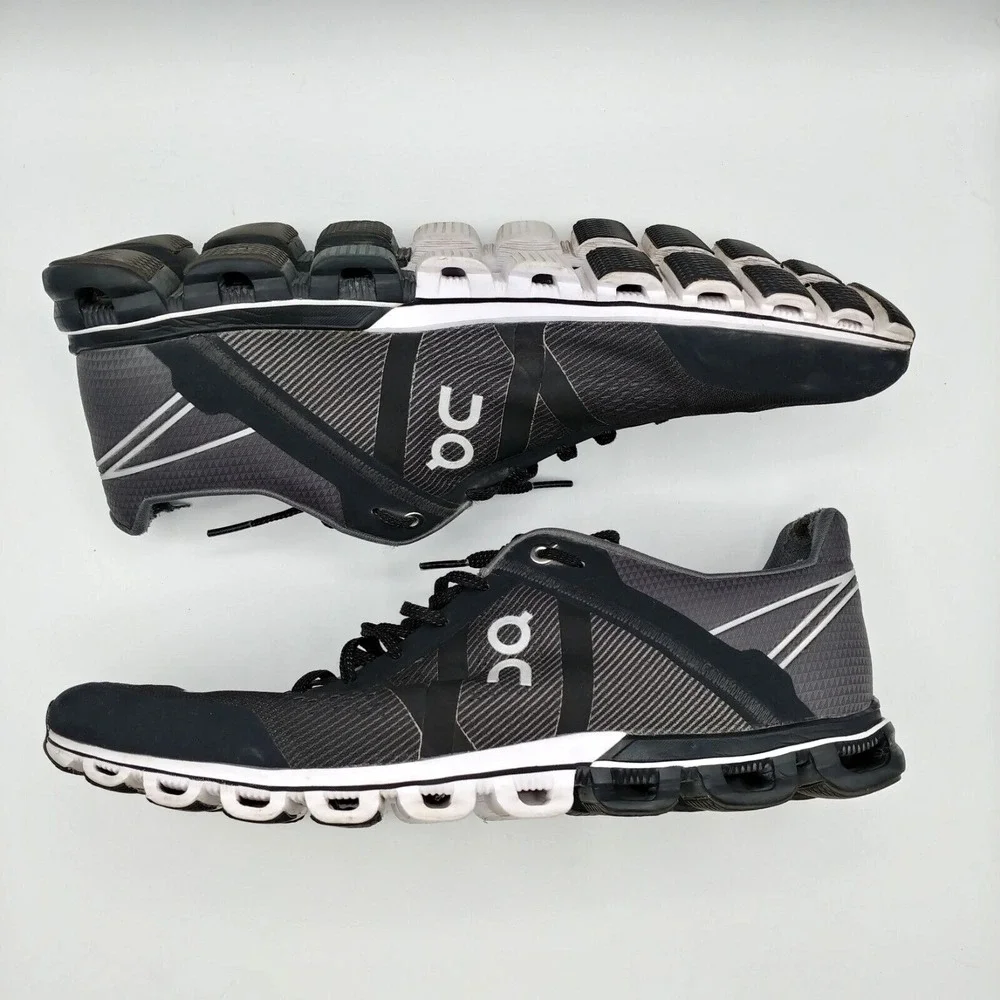 On Running Sneakers Mens 11.5 Grey Cloudflow Road Running CloudTec Shoes